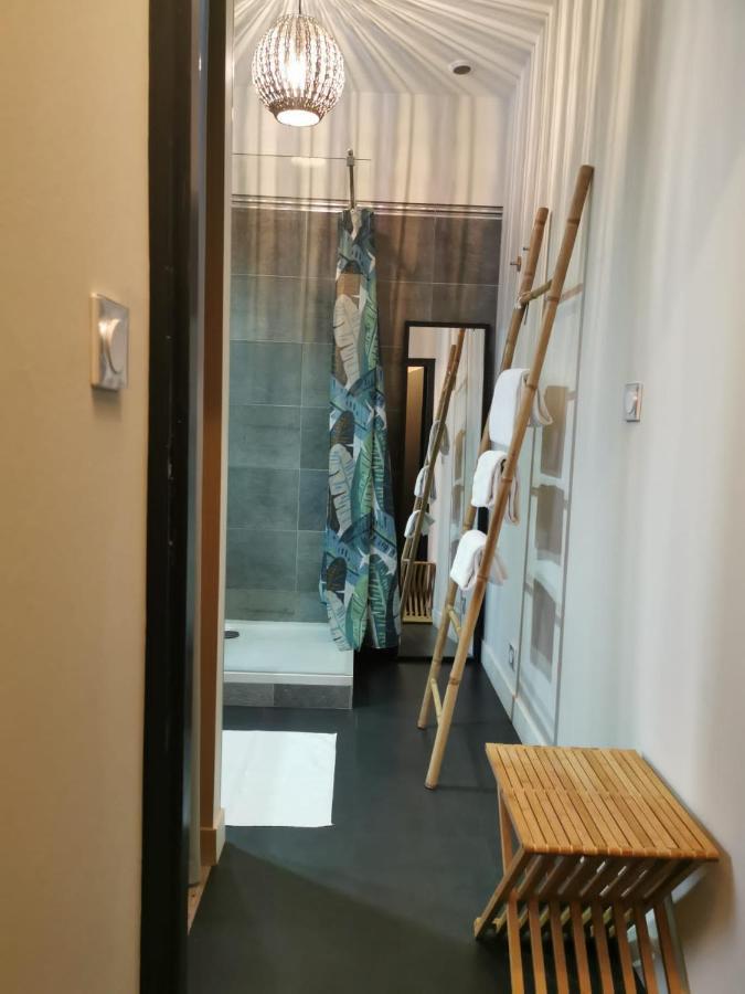 Apartamento Au Saint Martin Cholet Exterior foto