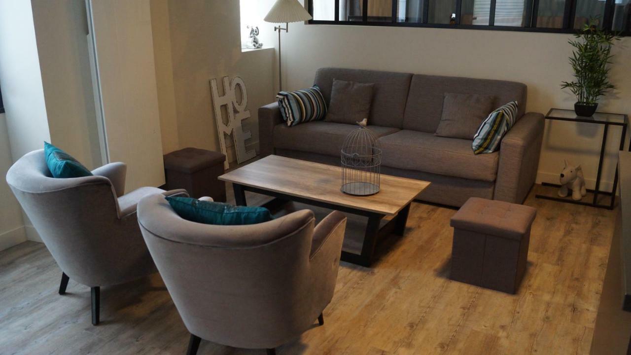 Apartamento Au Saint Martin Cholet Exterior foto