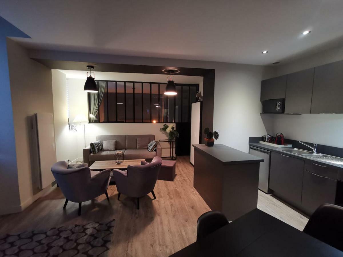 Apartamento Au Saint Martin Cholet Exterior foto